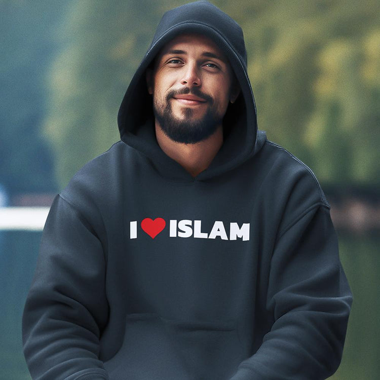 Islamische Hoodies mit einzigartigen Designs und hohem Tragekomfort. Modern, kreativ &amp; inspiriert von Werten und Identität. Jetzt entdecken!