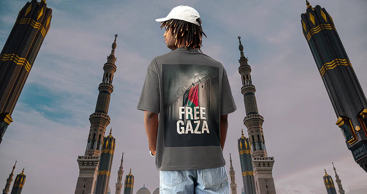 Unsere Oversize T-Shirts mit Backprint sind mehr als nur Mode – sie sind islamische Streetwear mit klarer Botschaft.  Bei jeder Bestellung spenden wir 1 € an das Waisenhaus in Kenia über World of Peace.